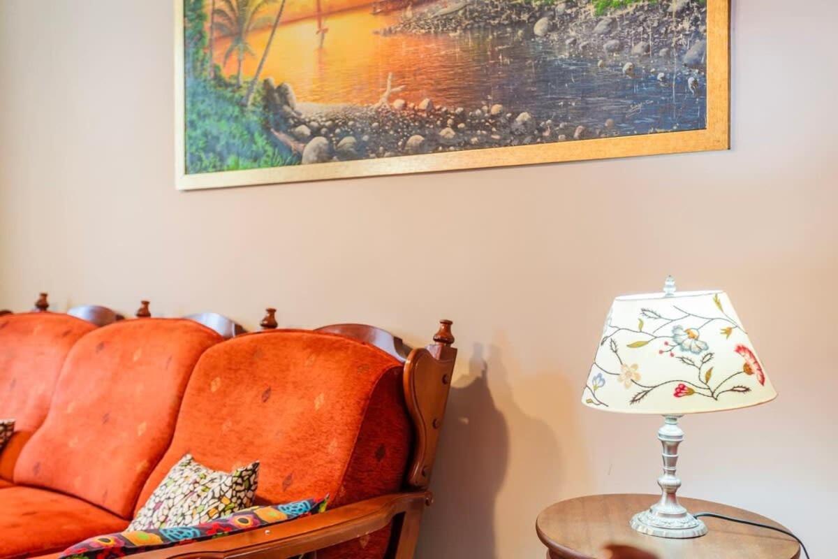Rose Nest - Urban Comfy Escape